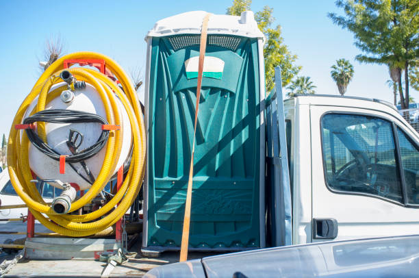 Best Portable restroom trailer rental  in Bayou La Batre, AL